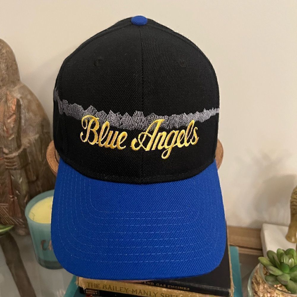 Vintage Blue Angels Otto men’s collection SnapBack.